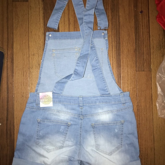 Brand new short overalls ** super comfy*** - Picture 4 of 4